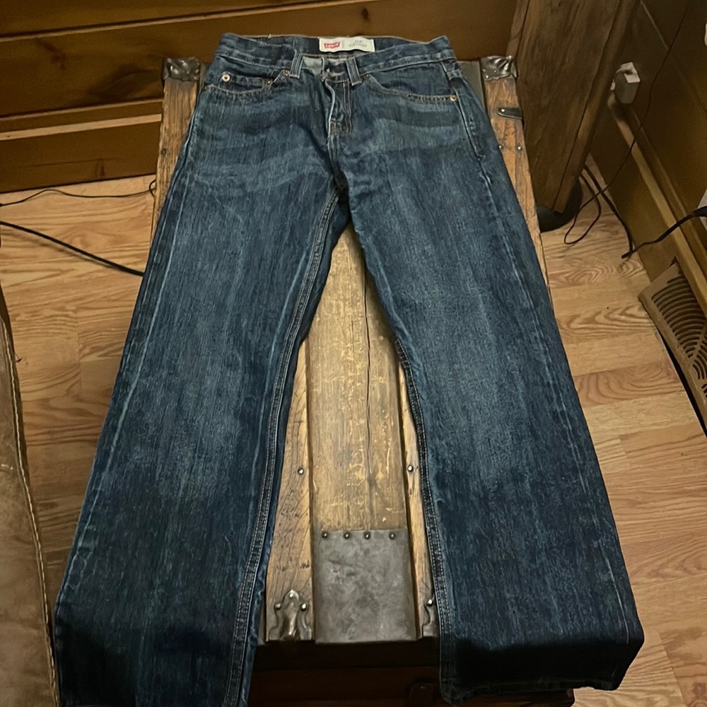 Levi 514 straight jeans
